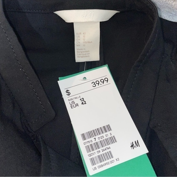 H&M + Short Lyocell Trenchcoat Decorative Shoulder Tabs Draped Lapels Tie Belt - Picture 5 of 8